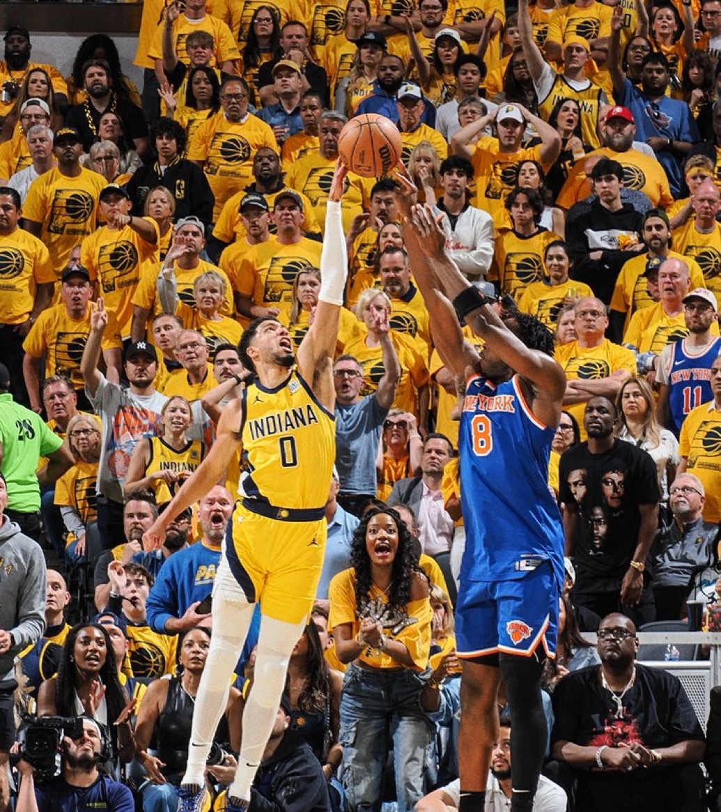 爱游戏在线登录-菲尼克斯太阳今夜官宣签约；志在意甲名次提升；信心回归；身体对抗强度拉满的简单介绍